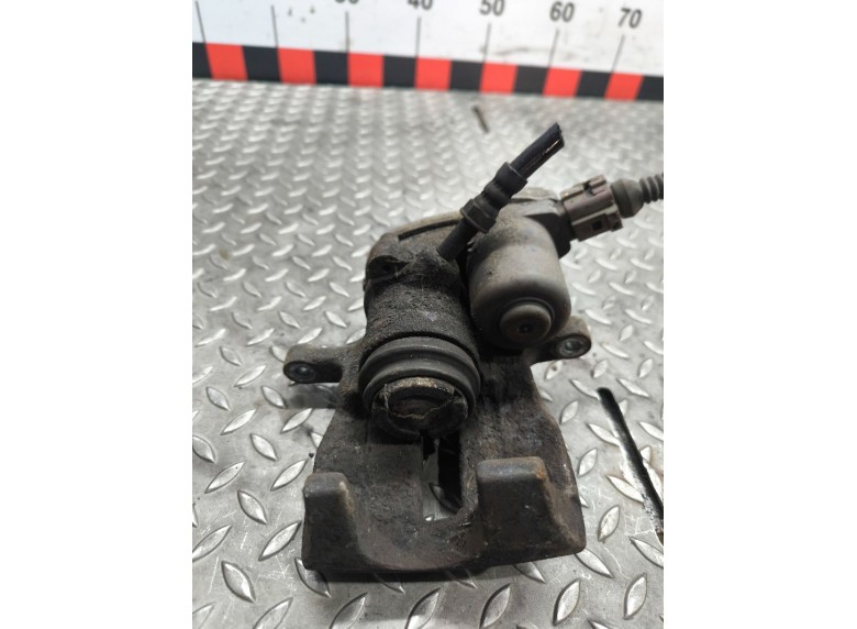 Суппорт задний правый к Суппорт задний правый к Audi A5 undefined г. A5