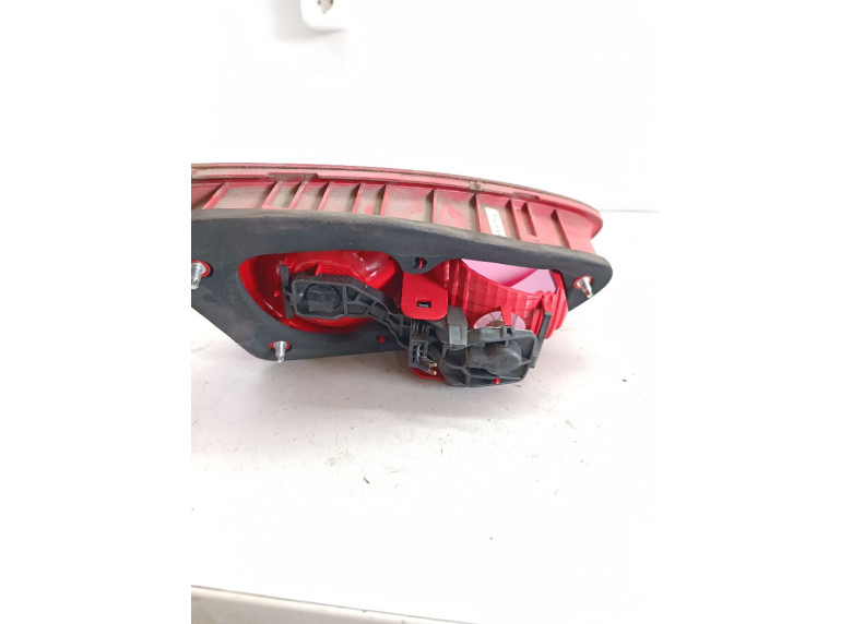 Фонарь крышки багажника правый к Seat Leon, 2010г.