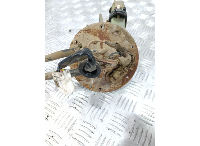 Насос топливный к Насос топливный к Mazda 323F undefined г. 323F