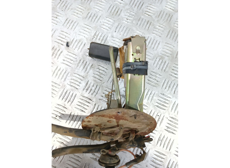 Насос топливный к Насос топливный к Mazda 323F undefined г. 323F