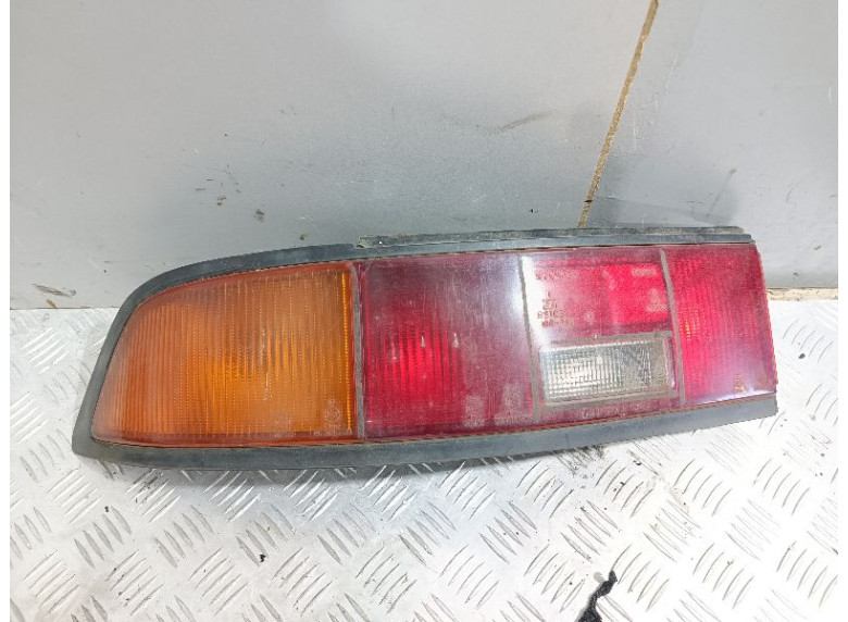 Фонарь задний левый к Mazda 323F