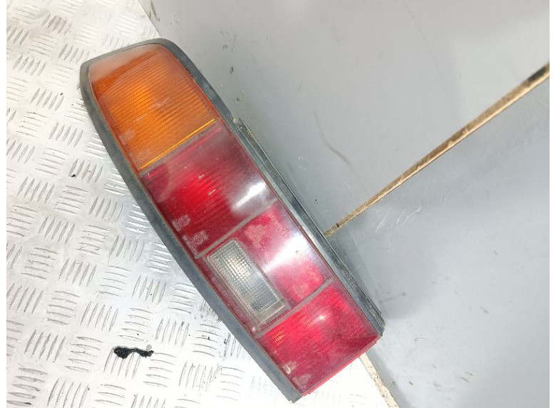 Фонарь задний левый к Фонарь задний левый к Mazda 323F undefined г. 323F