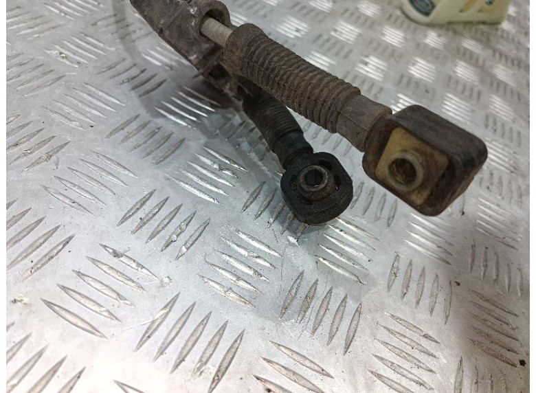 Трос кулисы КПП к Volkswagen Transporter, 2010г.