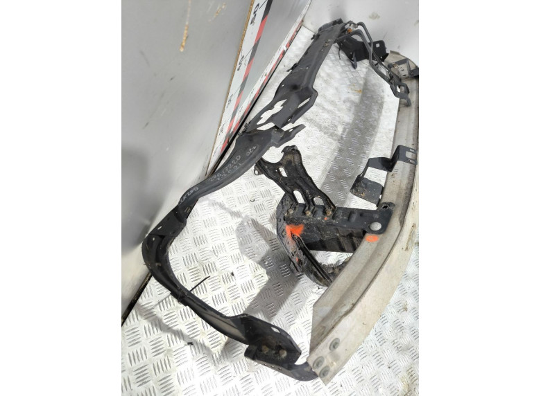 Передняя панель крепления облицовки (телевизор) к Mercedes CLK W209, 2003г.