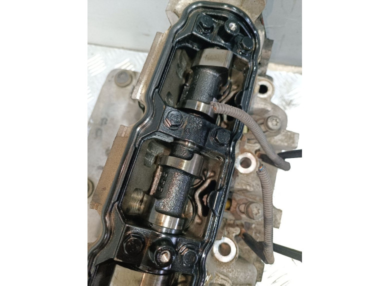 Головка блока цилиндров к Volvo V40, 2002г.