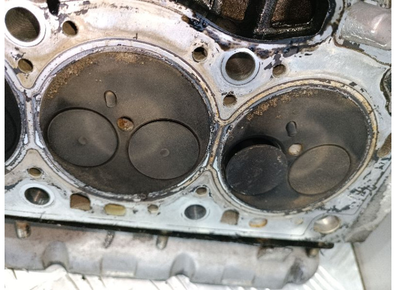 Головка блока цилиндров к Volvo V40, 2002г.