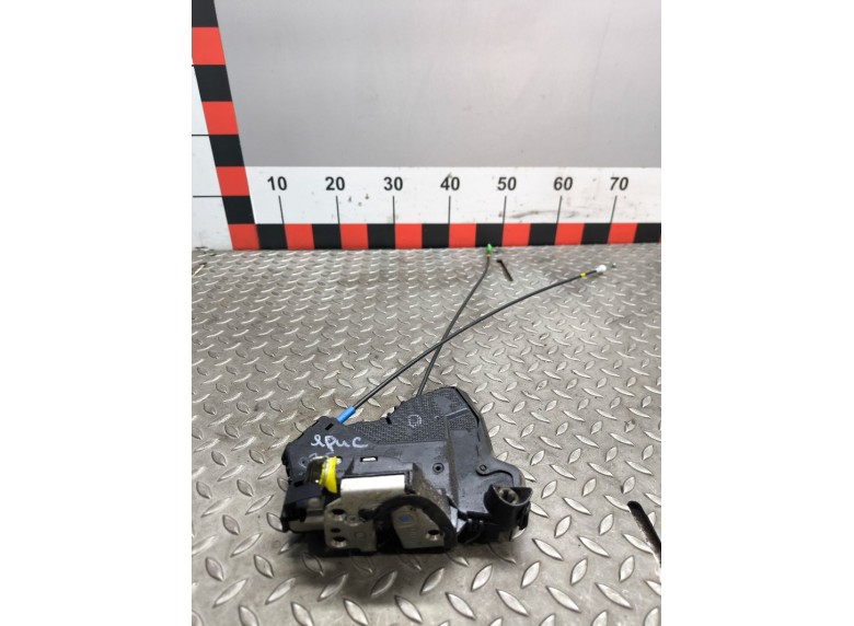 Замок двери передней левой к Замок двери передней левой к Toyota Yaris undefined г. Yaris