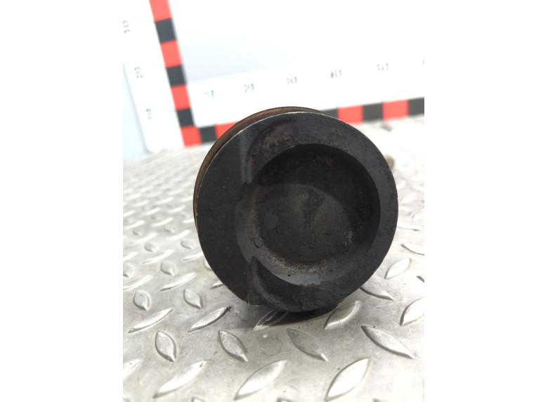 Поршень к Volkswagen Golf, 1999г.