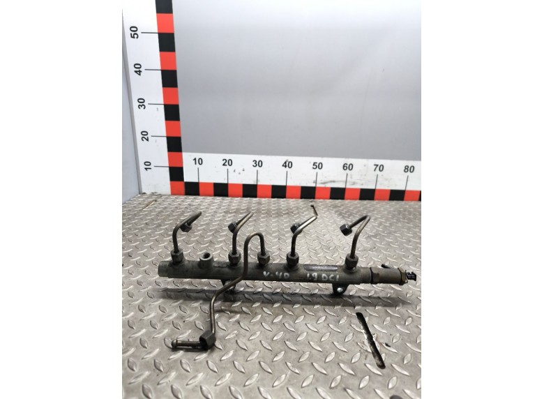 Топливная рампа к Топливная рампа к Volvo V40 undefined г. Space Star