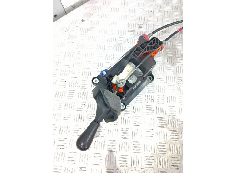 Кулиса к Кулиса к Nissan NV200 undefined г. NV200