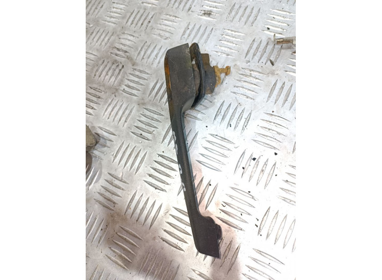 Ручка наружная передняя левая к Mercedes 100, 1990г.