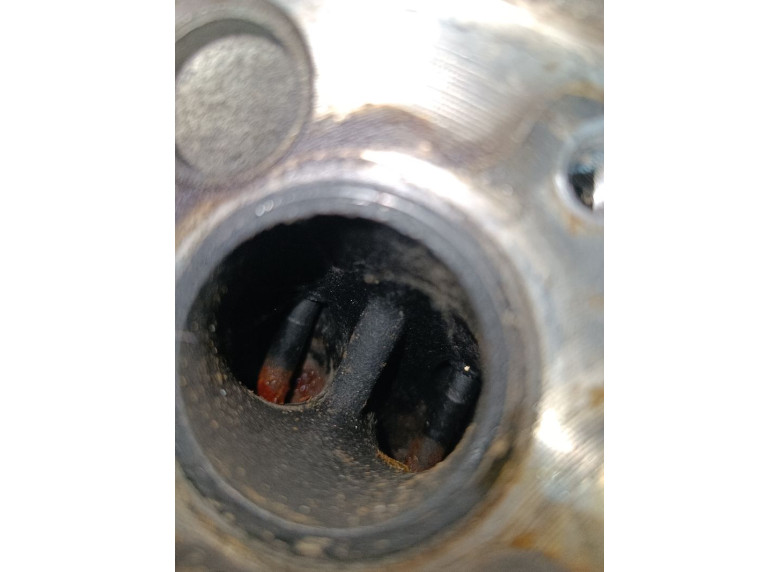 Головка блока цилиндров к Mercedes S W220, 2003г.