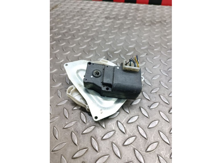 Моторчик заслонки печки к Lifan Solano