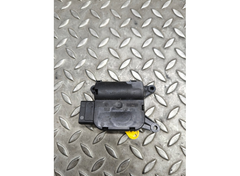 Моторчик заслонки печки к Skoda Octavia