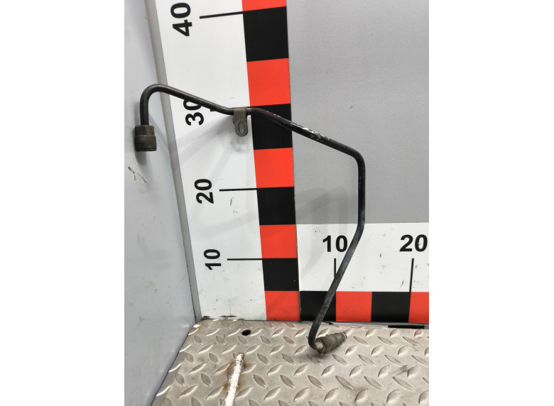 Масляная трубка турбины к Volvo V40, 2003г.