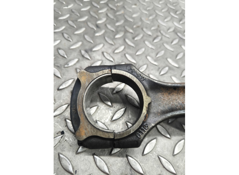 Поршень к Mercedes ML W163, 2002г.