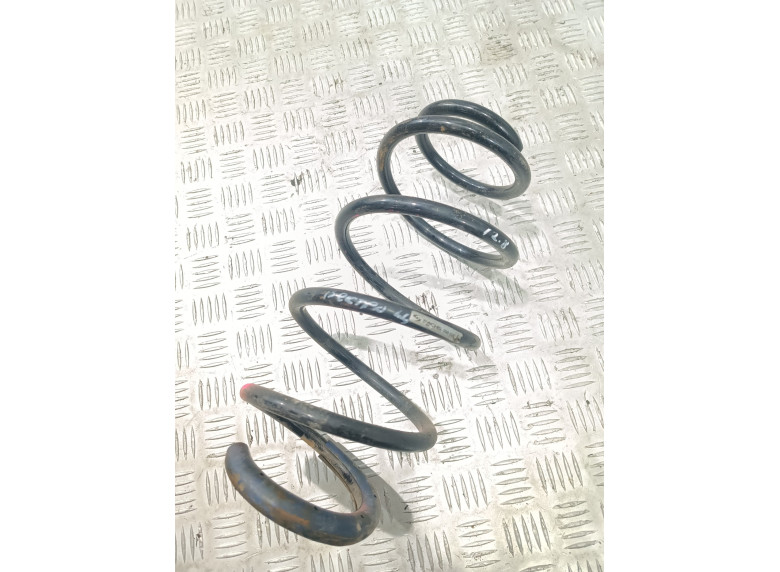 Пружина передняя к Opel Vectra, 2004г.