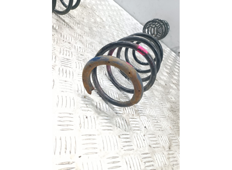 Пружина передняя к Opel Vectra, 2004г.