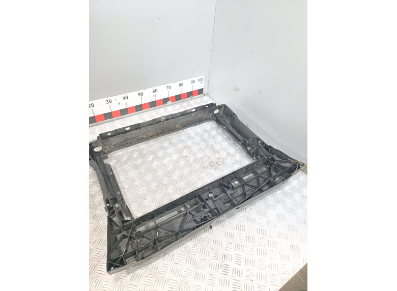 Передняя панель крепления облицовки (телевизор) к Передняя панель крепления облицовки (телевизор) к Skoda Karoq undefined г. Karoq