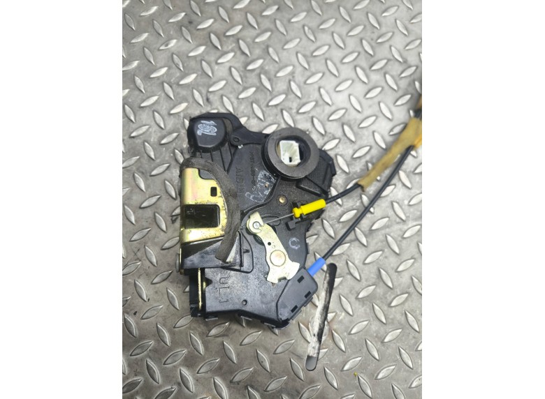 Замок двери передней левой к Замок двери передней левой к Toyota CorollaVerso undefined г. Corolla Verso