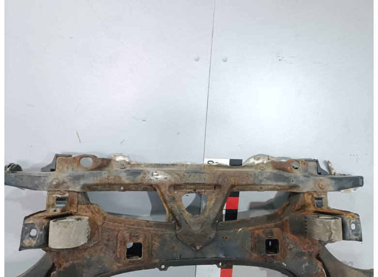 Балка под радиатор к Mercedes B W245, 2005г.