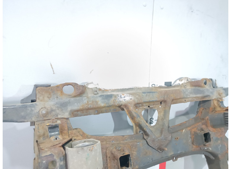 Балка под радиатор к Mercedes B W245, 2005г.