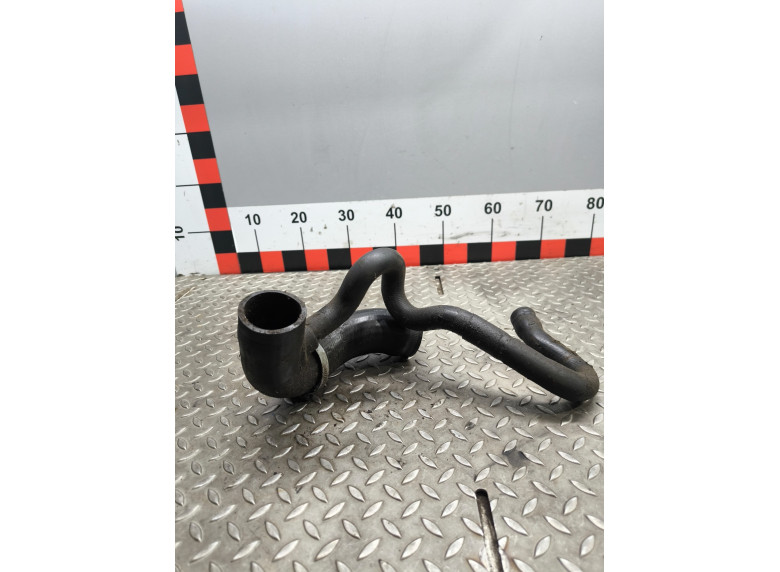 Патрубок интеркулера к Volkswagen Passat, 1998г.