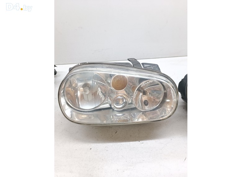 Фара правая к Volkswagen Golf undefined г.