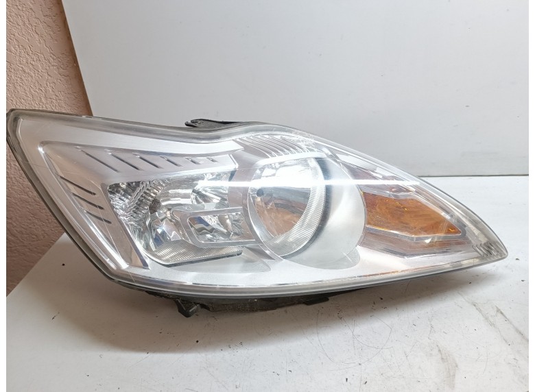 Фара правая к Фара правая к Ford Focus undefined г. Focus