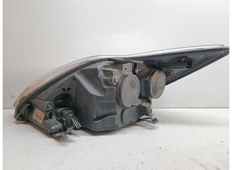 Фара правая к Фара правая к Ford Focus undefined г. Focus