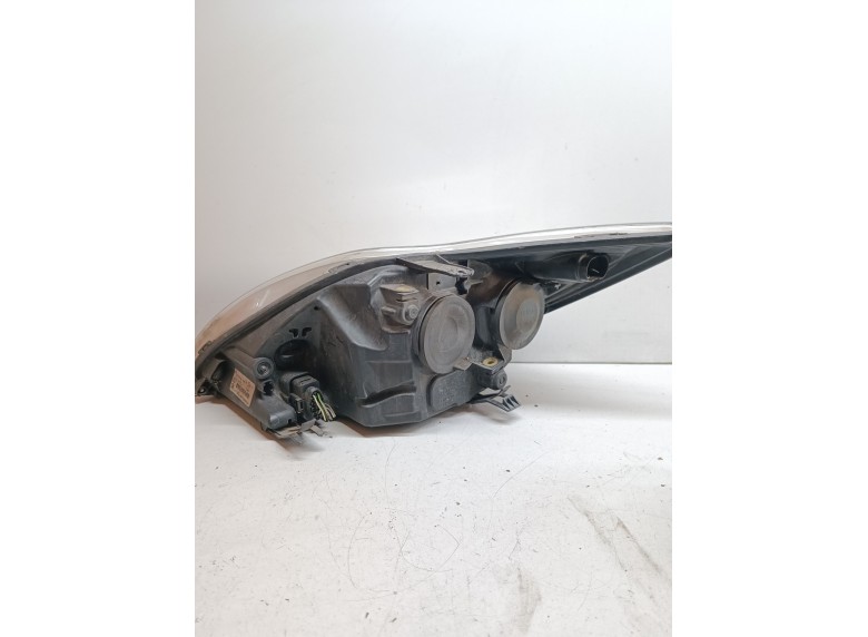 Фара правая к Фара правая к Ford Focus undefined г. Focus