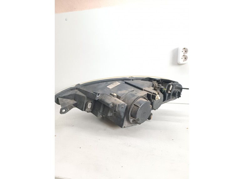 Фара правая к Фара правая к Peugeot 807 undefined г. 807