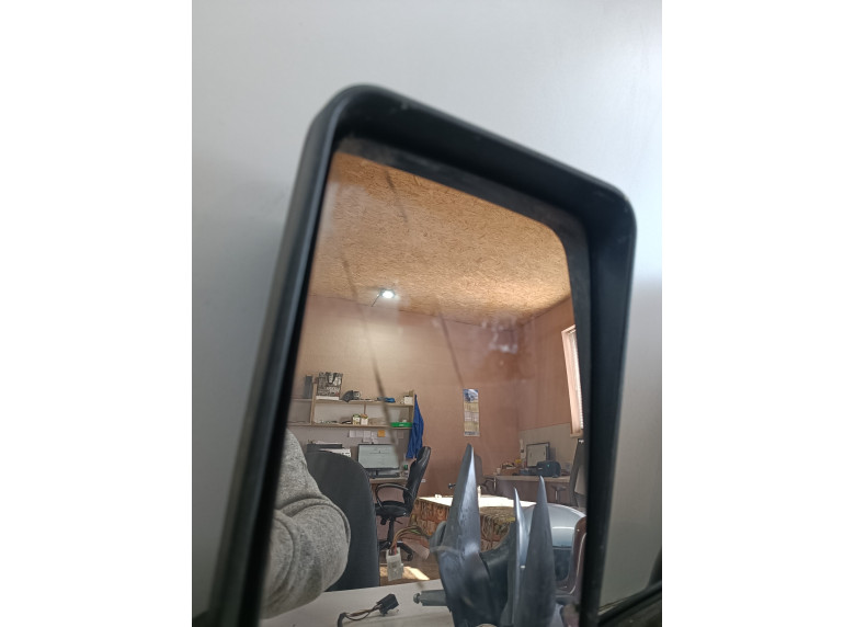 Зеркало наружное правое к Iveco Daily, 2001г.