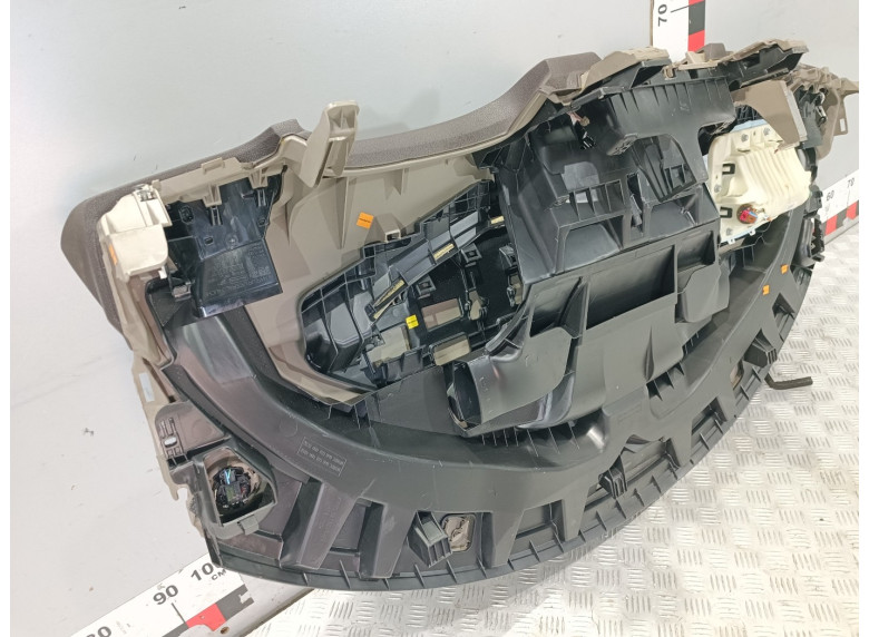 Панель передняя салона (торпедо) к Renault Scenic, 2010г.