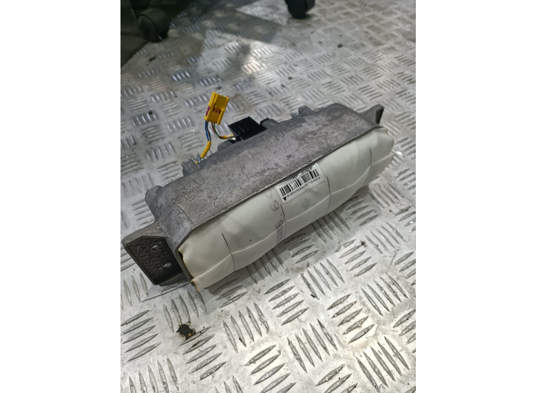 Подушка безопасности пассажира к Audi A6, 2006г.
