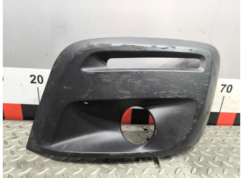 Рамка фары противотуманной левой к Citroen Berlingo, 2016г.