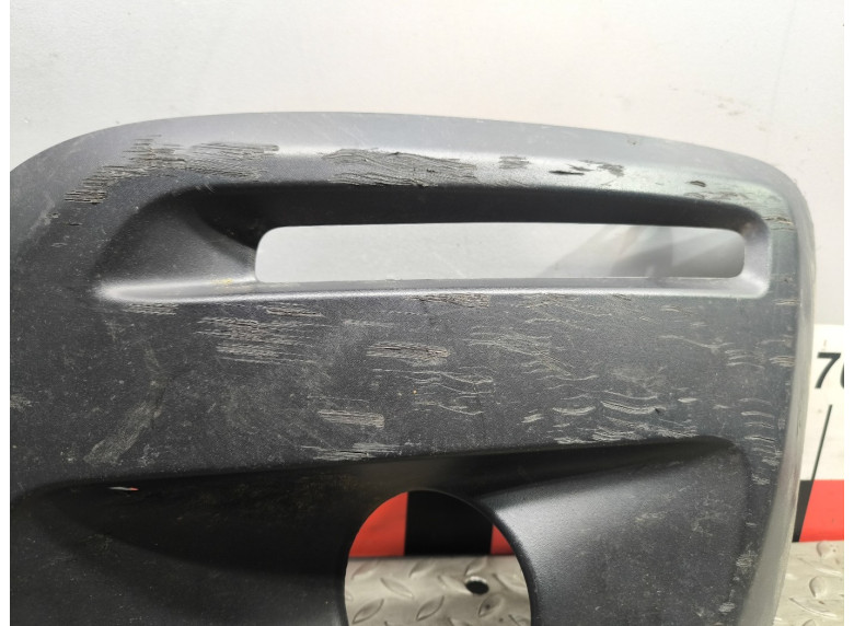 Рамка фары противотуманной левой к Citroen Berlingo, 2016г.