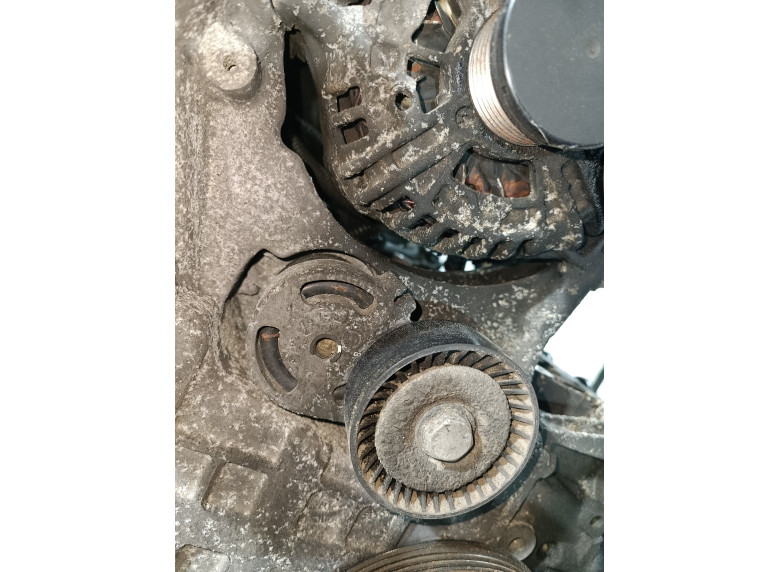Натяжитель ремня генератора к BMW 3 E46, 2003г.