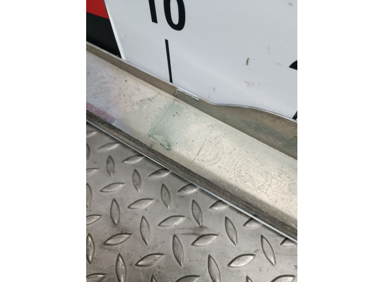 Накладка подсветки номера к Opel Zafira, 2007г.