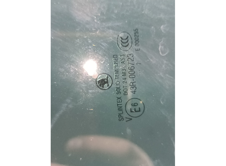 Стекло двери задней левой к Skoda Fabia, 2007г.