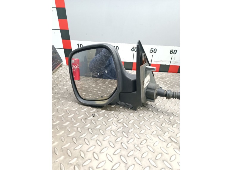 Зеркало наружное левое к Peugeot Partner