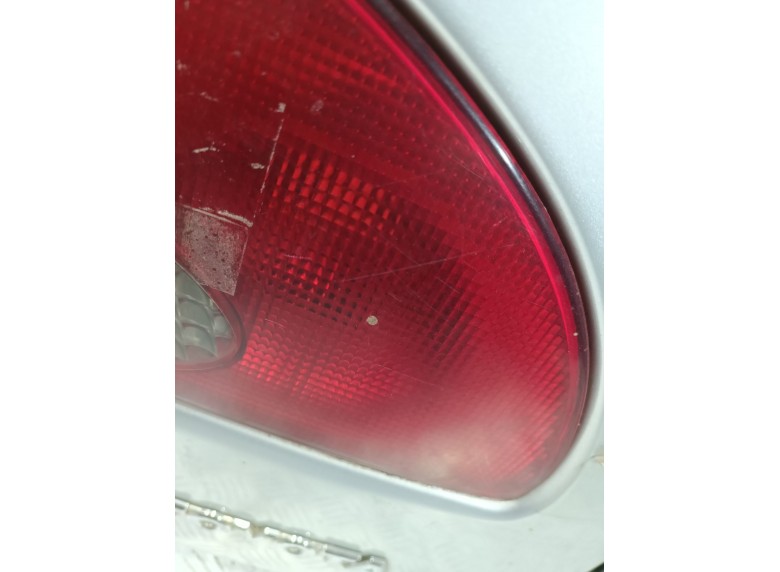 Фонарь крышки багажника левый к Фонарь крышки багажника левый к Toyota Avensis undefined г. Avensis