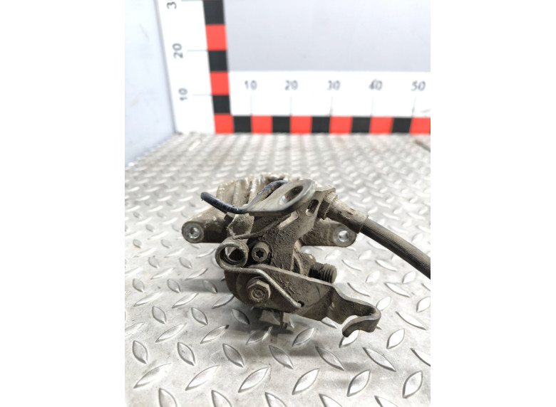 Суппорт задний правый к Volkswagen Golf, 2006г.