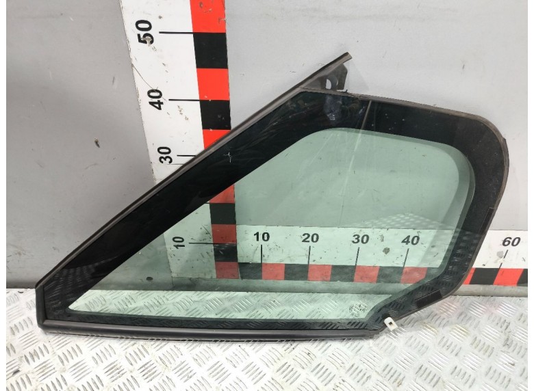 Стекло двери передней правой к Ford Transit