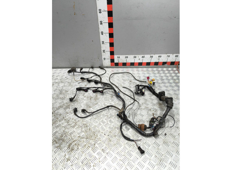 Проводка двигателя к Volkswagen Passat, 1998г.