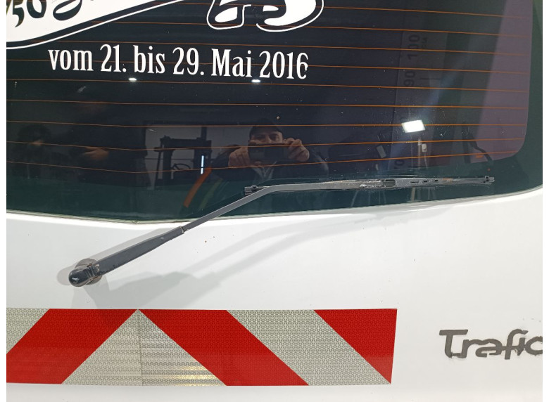 Щеткодержатель задний к Opel Vivaro, 2005г.