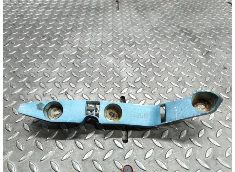 Кронштейн крепления бампера переднего к Кронштейн крепления бампера переднего к Ford Focus undefined г. Focus