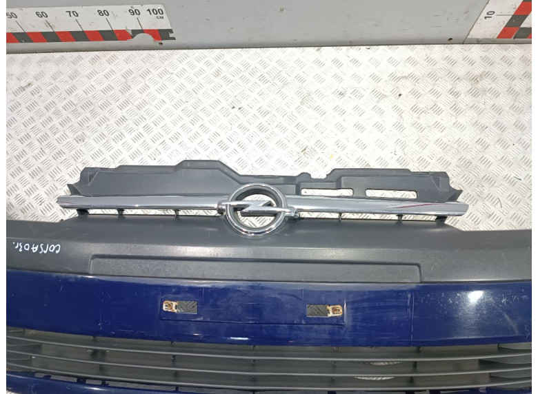 Бампер передний к Opel Corsa, 2002г.