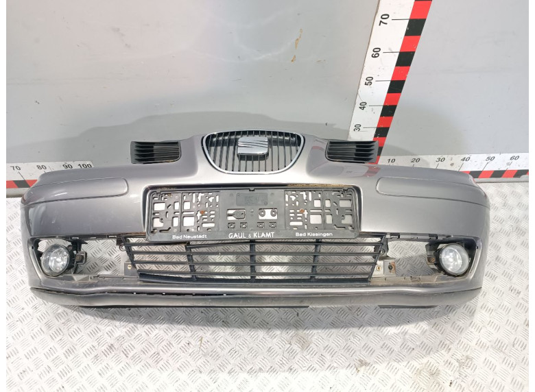 Бампер передний к Seat Ibiza, 2003г.