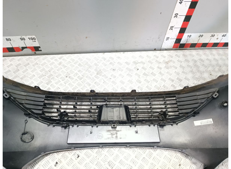 Заглушка (решетка) в бампер передний к Opel Corsa, 2020г.